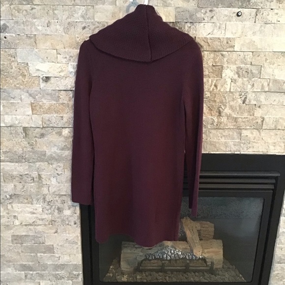 H&M Sweater Dress - Picture 2 of 2